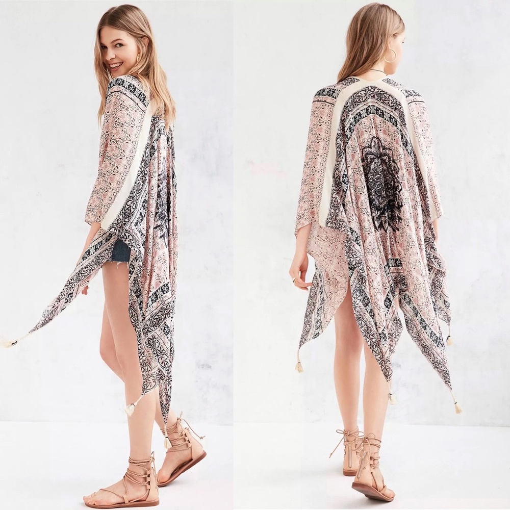 Urban Outfitters Ecote Medallion‎ Embellished Poncho